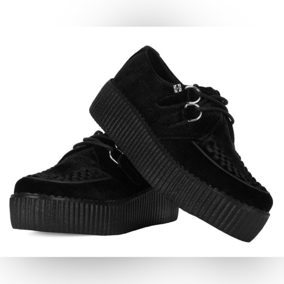 T.U.K Footwear Loafers Black Velvet Viva Mondo Creeper Platform Shoes Size 5 - Picture 3 of 13